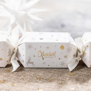 Snow crystal cracker